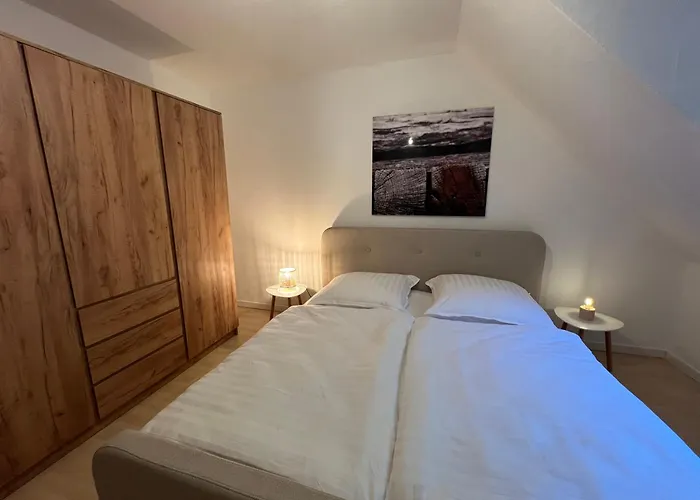 50Qm Dachgeschoss Wohnung Zentral In Bochum Ehrenfeld