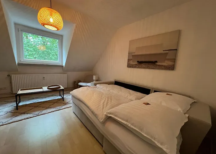 50Qm Dachgeschoss Wohnung Zentral In Bochum Ehrenfeld